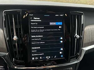 Volvo  V90 Recharge Plus, T6 AWD Plug-in Hybrid, Elektrisch/Benzin, Dark