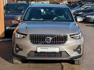 Volvo  XC40 Recharge Core, T4 Plug-in Hybrid, Elektrisch/Benzin, Bright
