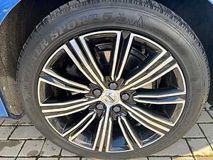 Volvo  V60 Recharge R-Design, T6 AWD Plug-in Hybrid