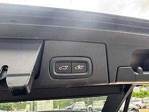 Volvo  XC60 Recharge R-Design, T6 AWD Plug-in Hybrid