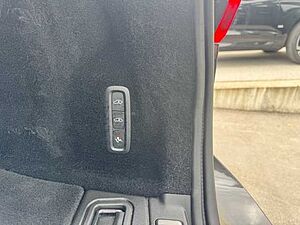 Volvo  XC60 Recharge R-Design, T6 AWD Plug-in Hybrid