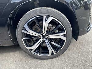 Volvo  XC60 Recharge R-Design, T8 AWD Plug-in Hybrid
