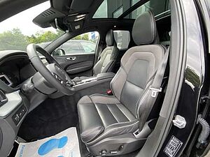Volvo  XC60 Recharge R-Design, T8 AWD Plug-in Hybrid