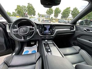 Volvo  XC60 Recharge R-Design, T8 AWD Plug-in Hybrid