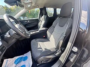 Volvo  XC60 Momentum Pro, B4 Mild-Hybrid Diesel