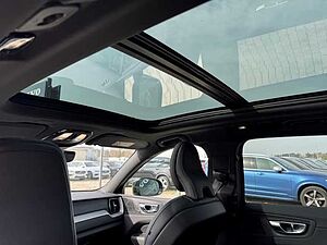 Volvo  XC60 Recharge R-Design, T6 AWD Plug-in Hybrid