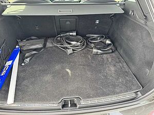 Volvo  XC60 Recharge R-Design, T6 AWD Plug-in Hybrid