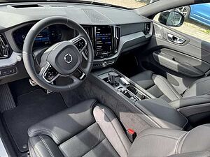Volvo  XC60 Recharge R-Design, T6 AWD Plug-in Hybrid