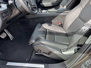 Volvo  XC60 Recharge R-Design, T6 AWD Plug-in Hybrid