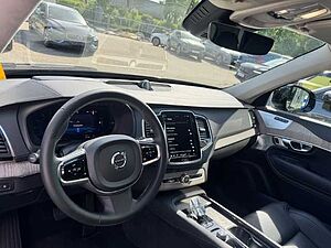 Volvo  XC90 Recharge Ultimate, T8 AWD Plug-in Hybrid, Elektrisch/Benzin, Dark, 7 Sitze