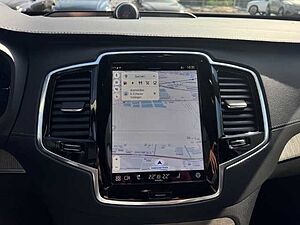 Volvo  XC90 Recharge Ultimate, T8 AWD Plug-in Hybrid, Elektrisch/Benzin, Dark, 7 Sitze