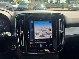 Volvo  XC40 Momentum Pro, T3 Schaltgetriebe