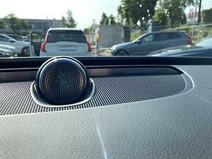 Volvo  XC90 Recharge Ultimate, T8 AWD Plug-in Hybrid, Elektrisch/Benzin, Dark, 7 Sitze