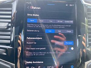 Volvo  XC90 Recharge Ultimate, T8 AWD Plug-in Hybrid, Elektrisch/Benzin, Dark, 7 Sitze