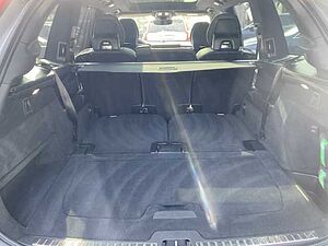 Volvo  XC90 Recharge Ultimate, T8 AWD Plug-in Hybrid, Elektrisch/Benzin, Dark, 7 Sitze