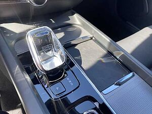 Volvo  V60 Ultimate, B4 Mild-Hybrid, Benzin, Dark