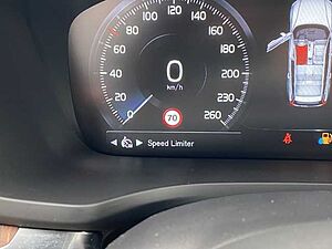 Volvo  V60 Cross Country Pro, B4 Mild-Hybrid Diesel AWD