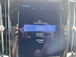 Volvo  V60 Cross Country Pro, B4 Mild-Hybrid Diesel AWD
