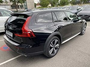 Volvo  V60 Cross Country Pro, B4 Mild-Hybrid Diesel AWD