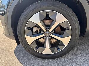 Volvo  XC40 Plus, B3 Mild-Hybrid, Benzin, Dark