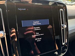 Volvo  XC40 Momentum Pro, T3 Automatikgetriebe