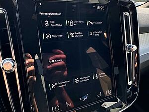 Volvo  XC40 Momentum Pro, T3 Automatikgetriebe