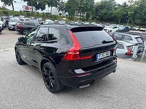 Volvo  XC60 Black Edition Ultra, B5 AWD Mild-Hybrid, Benzin