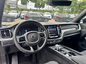 Volvo  XC60 Black Edition Ultra, B5 AWD Mild-Hybrid, Benzin