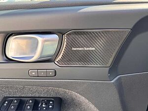 Volvo  XC40 Recharge Plus, T5 Plug-in Hybrid, Elektrisch/Benzin, Dark