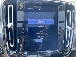 Volvo  XC40 Inscription, D4 AWD