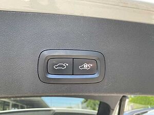 Volvo  XC40 Inscription, D4 AWD