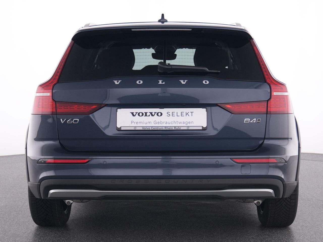 Volvo  CC
