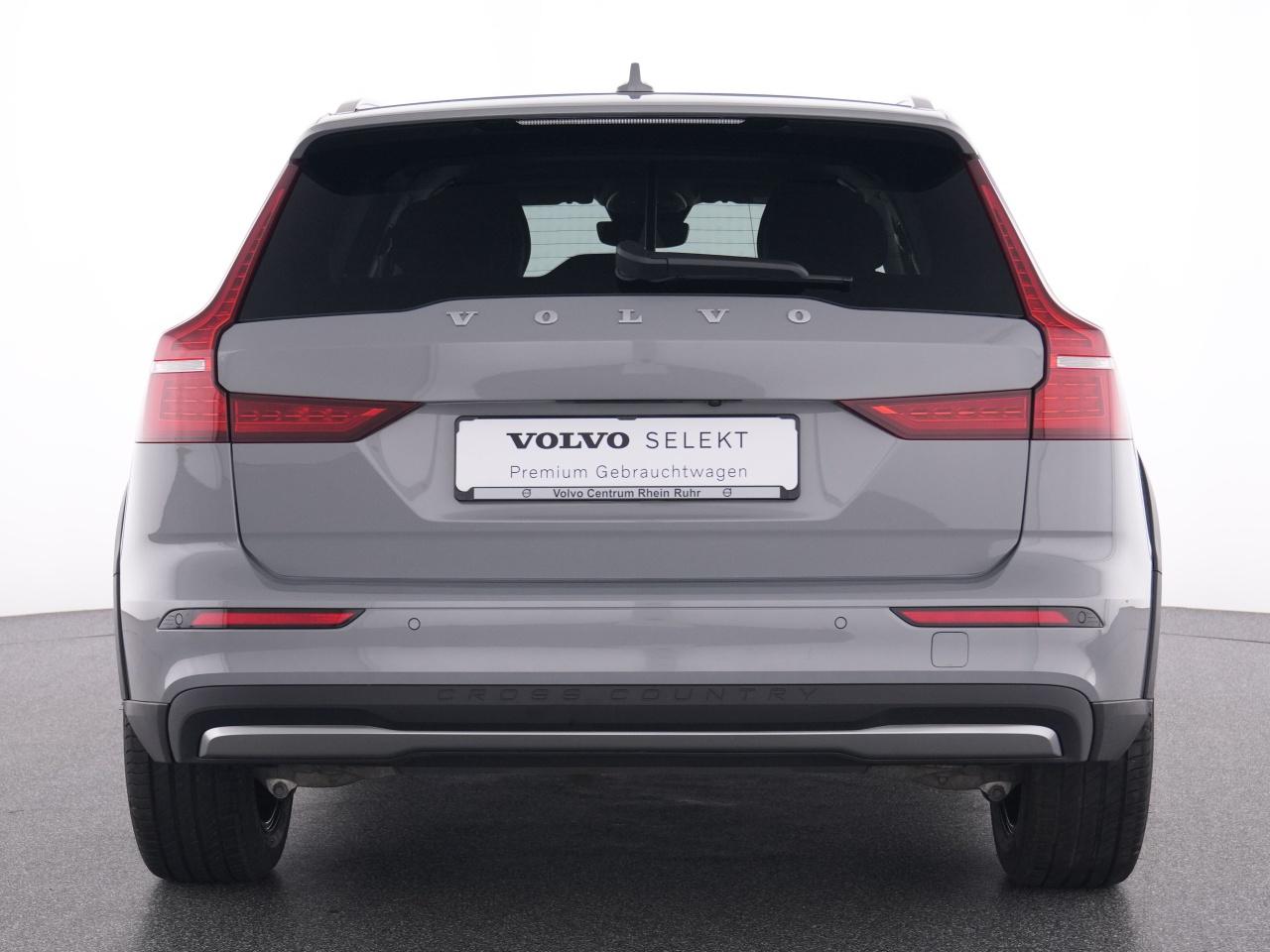 Volvo  CC