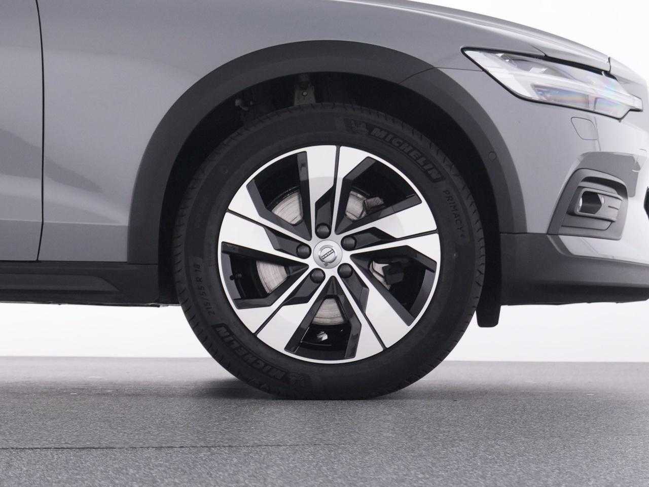 Volvo  CC
