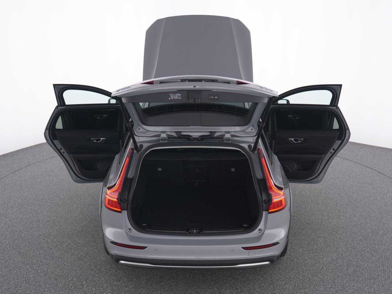 Volvo  CC