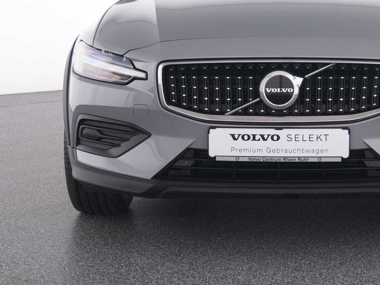 Volvo  CC