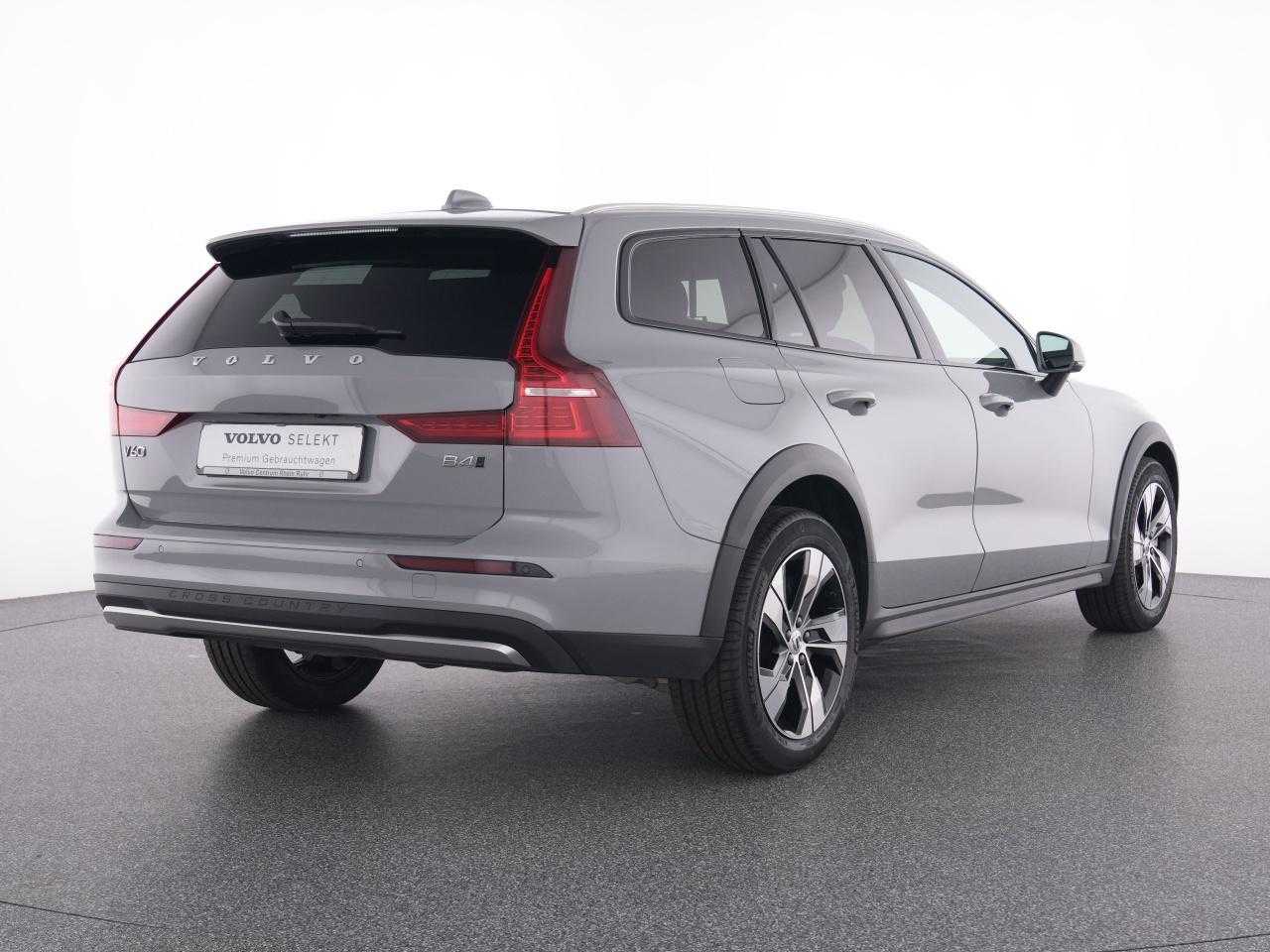 Volvo  CC