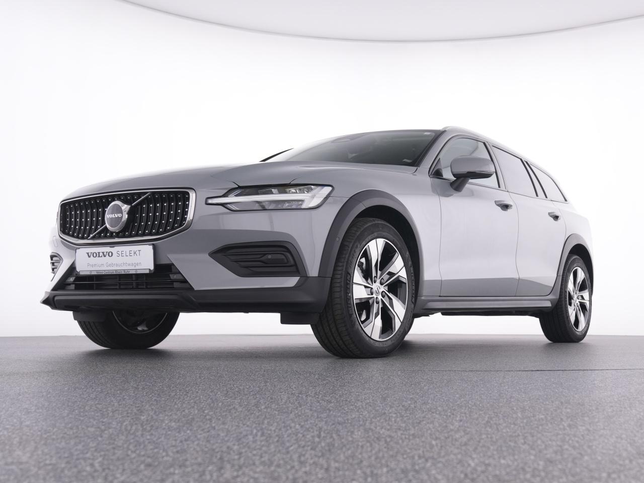 Volvo  CC