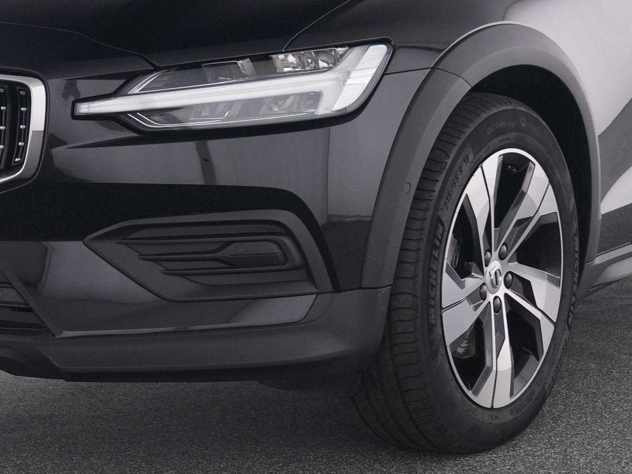 Volvo  CC