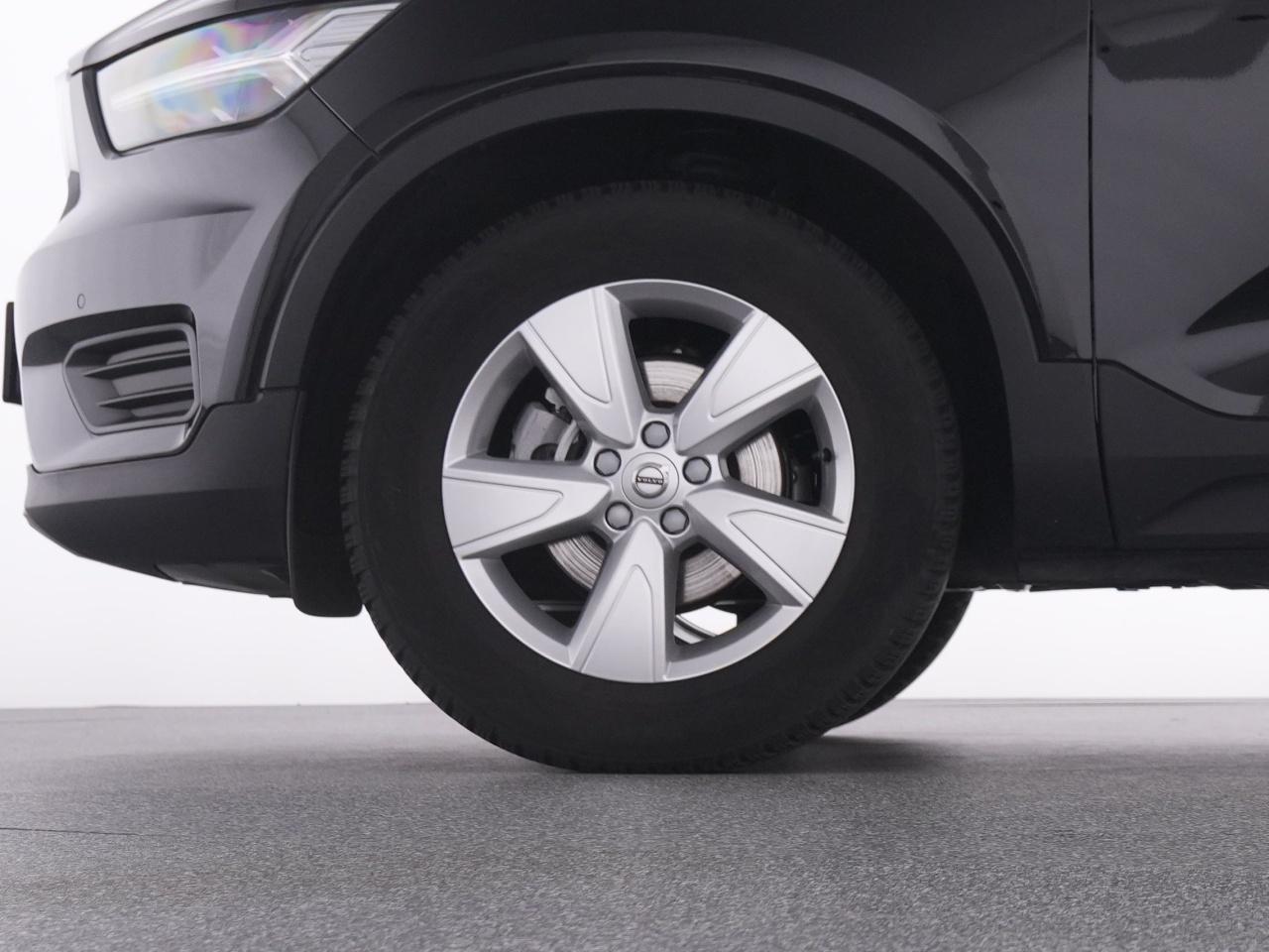Volvo  XC 40