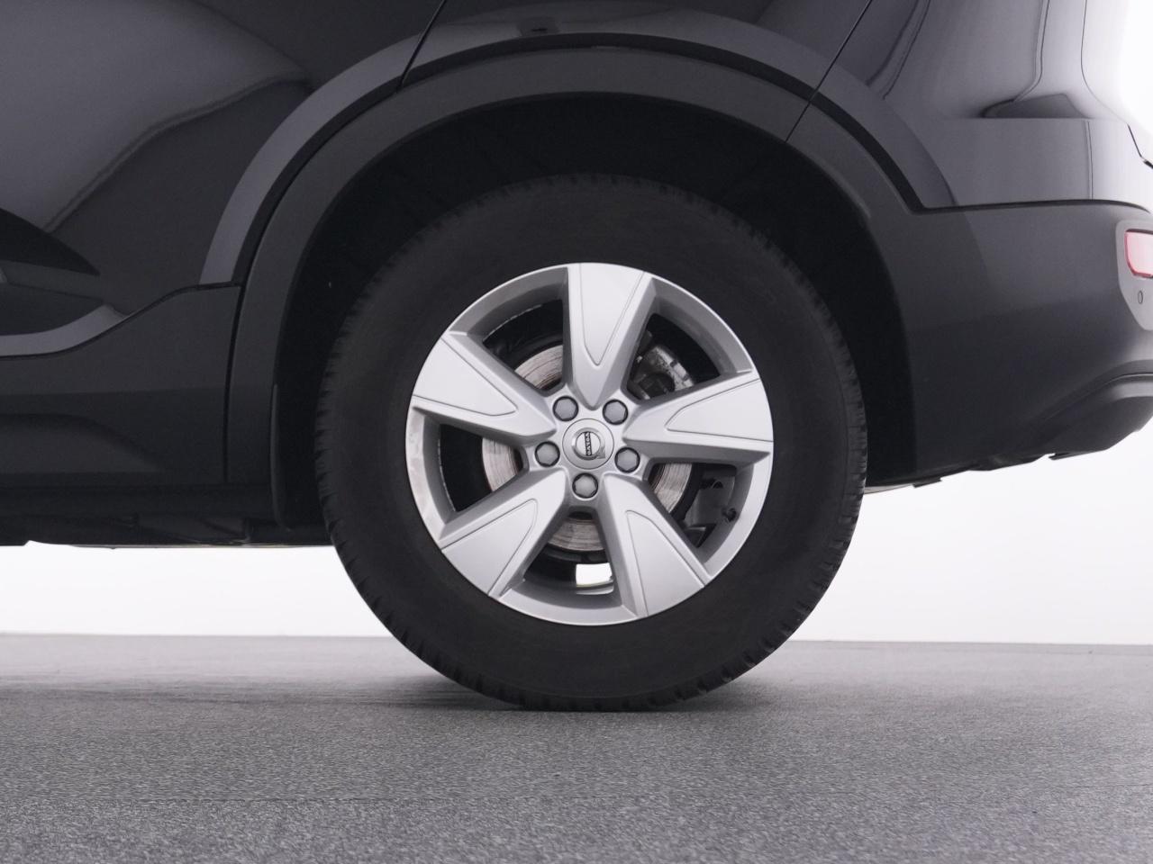 Volvo  XC 40