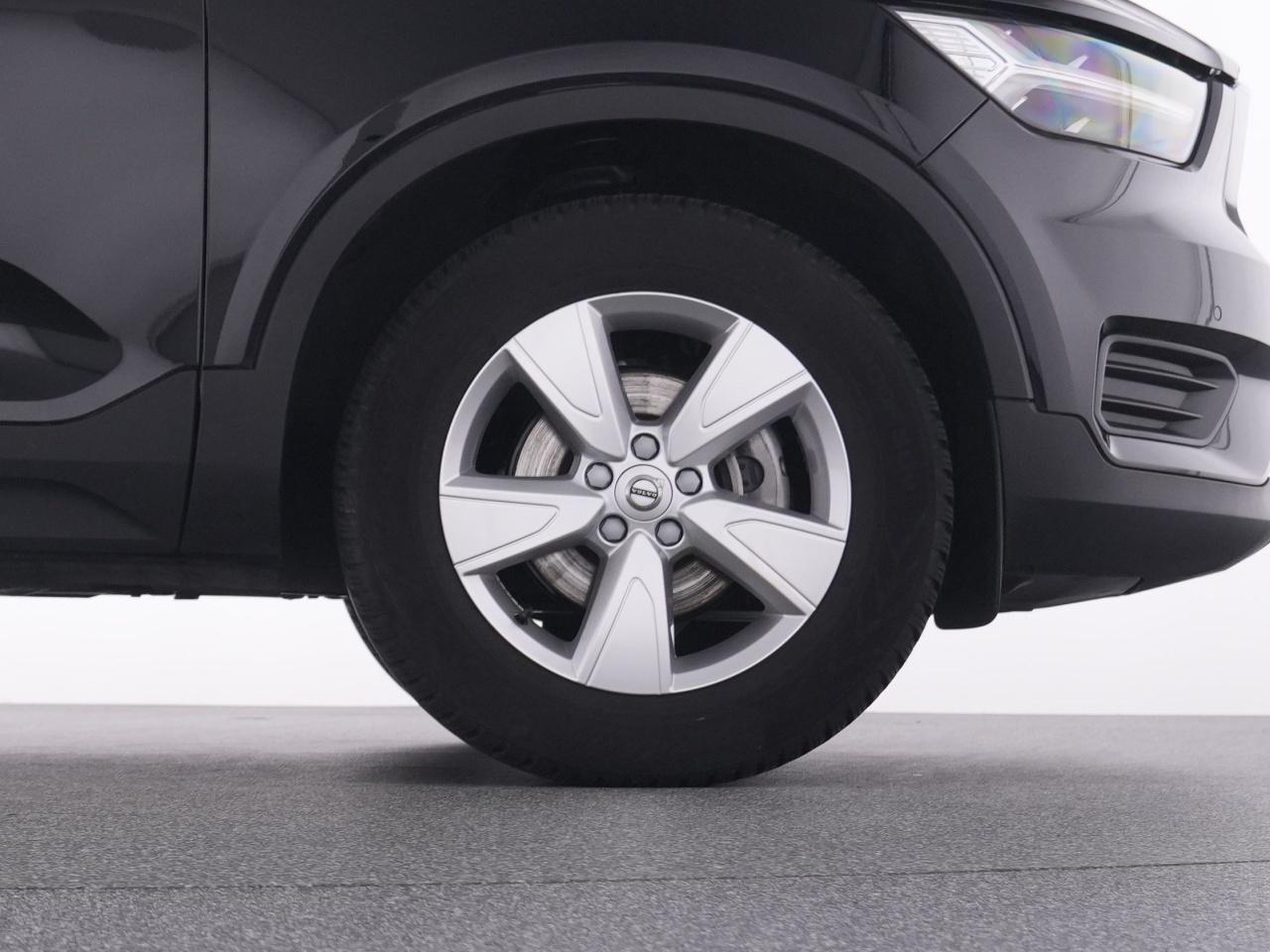 Volvo  XC 40
