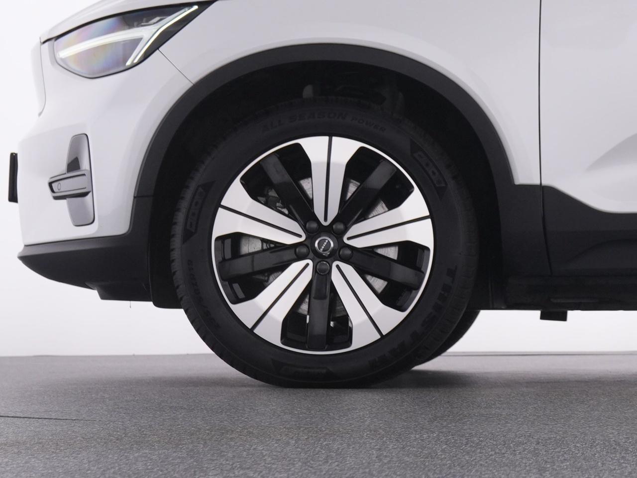 Volvo  XC 40