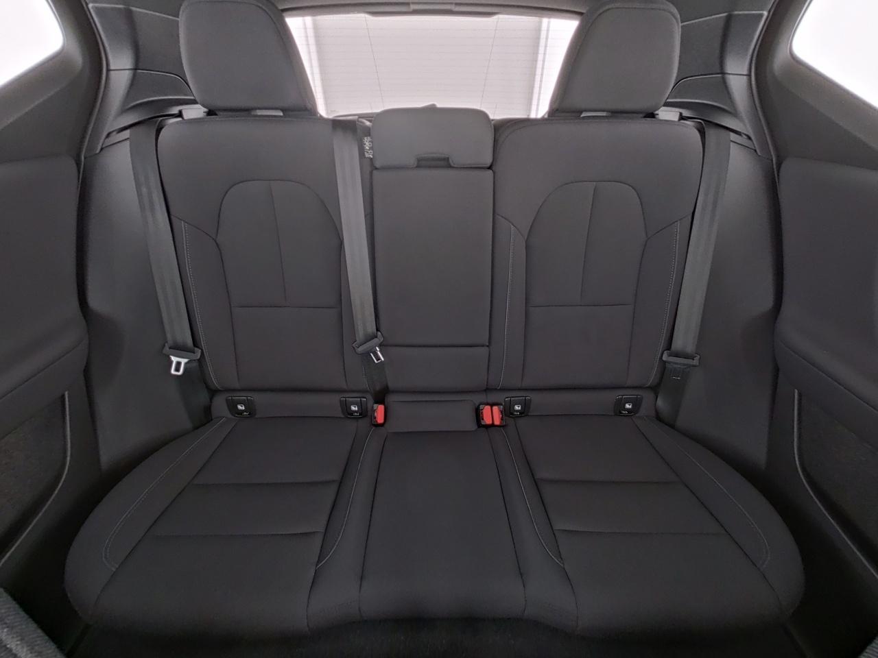 Volvo  XC 40