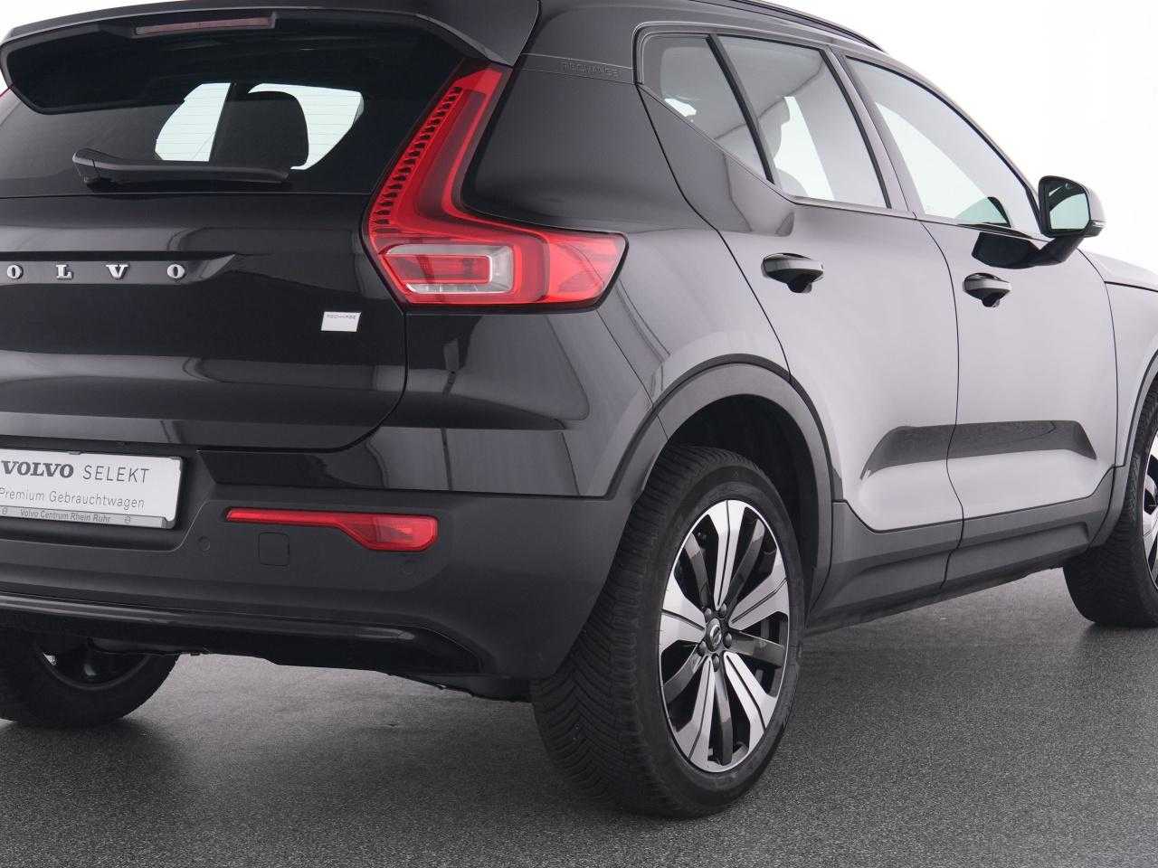 Volvo  XC 40