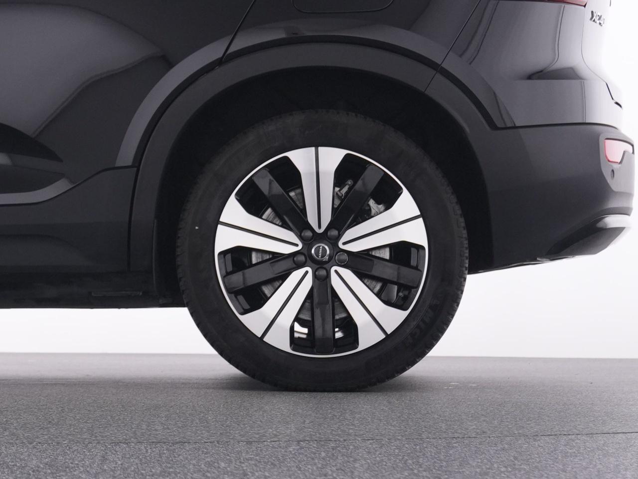 Volvo  XC 40