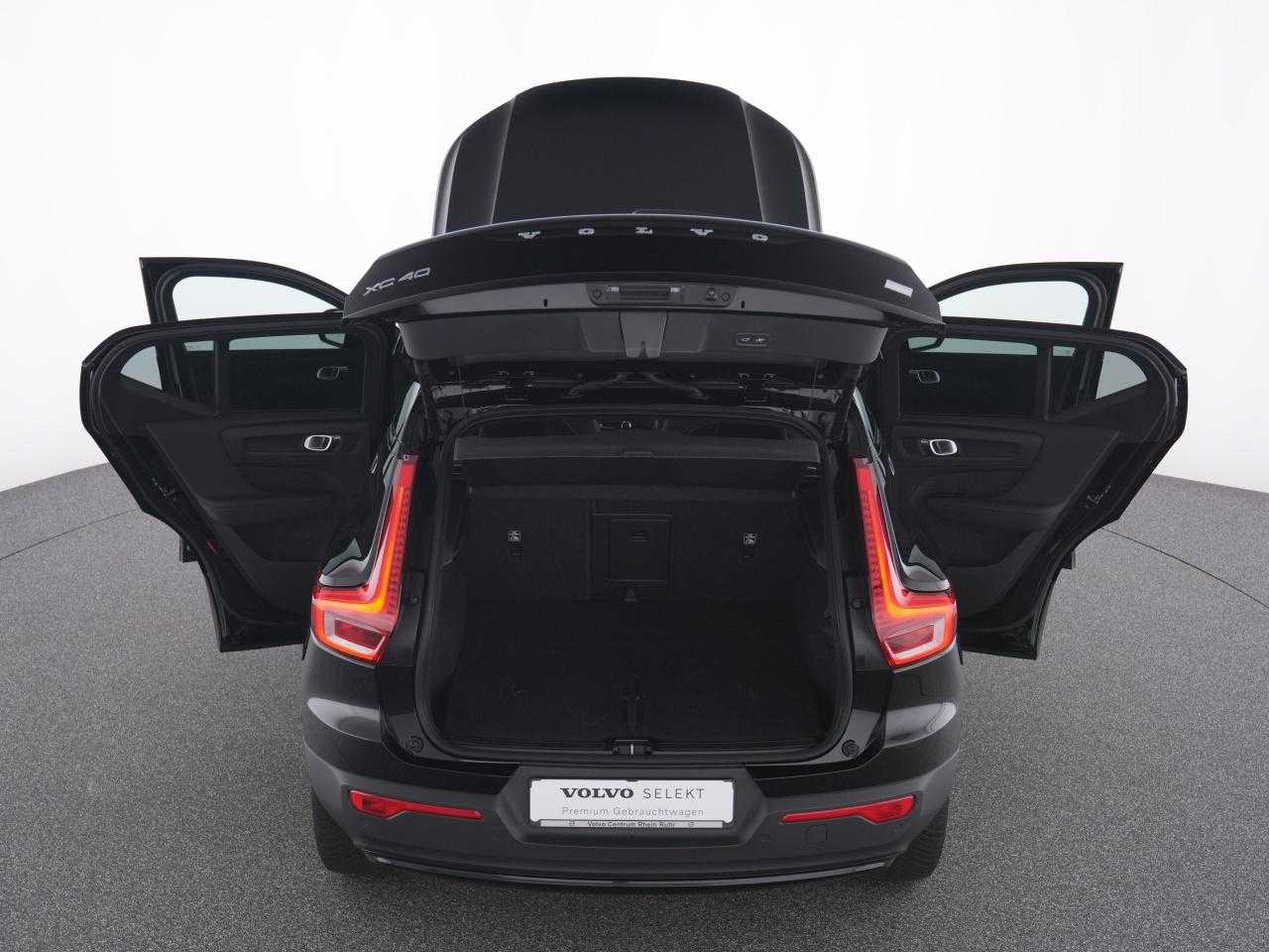 Volvo  XC 40