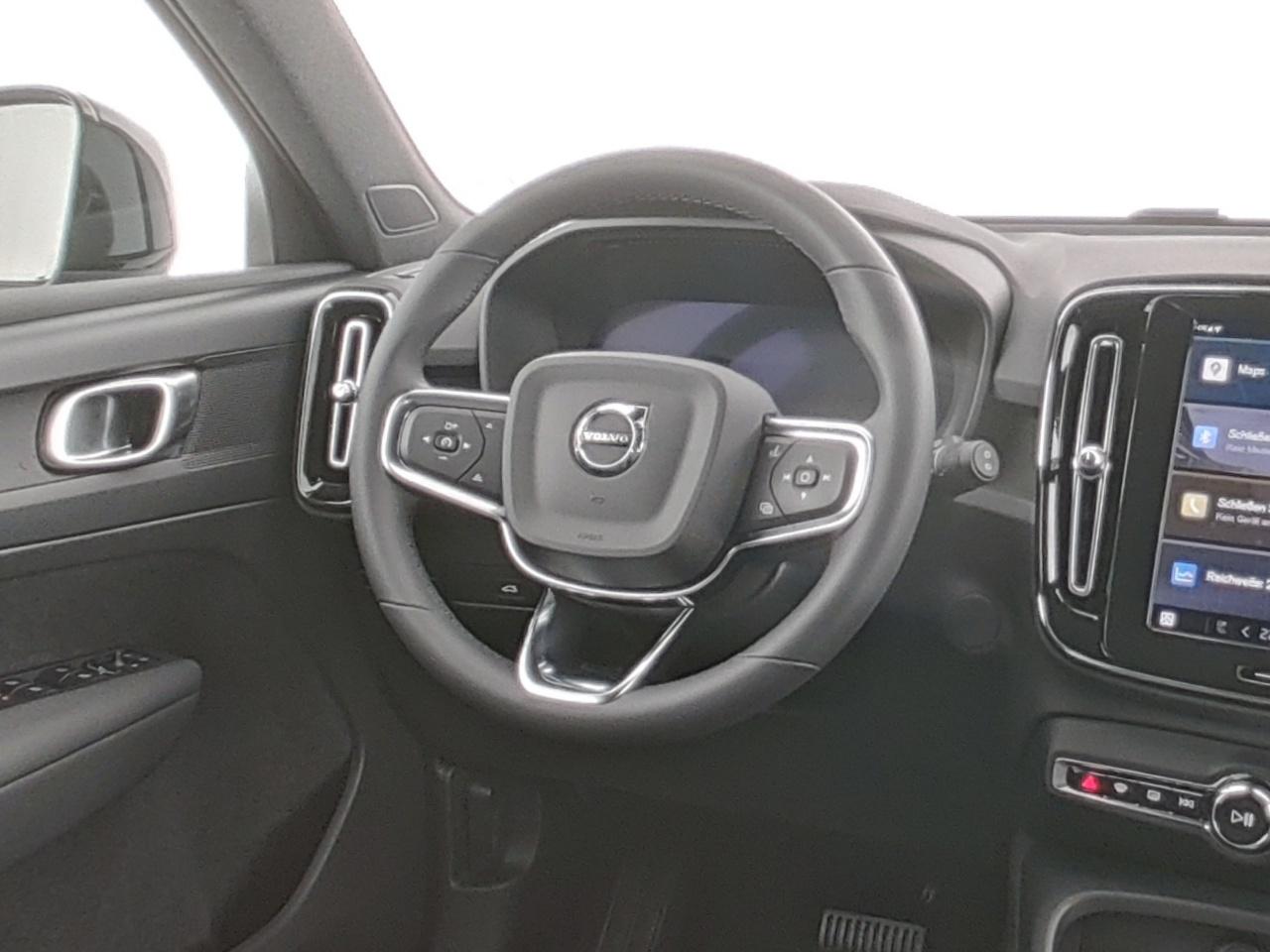 Volvo  XC 40