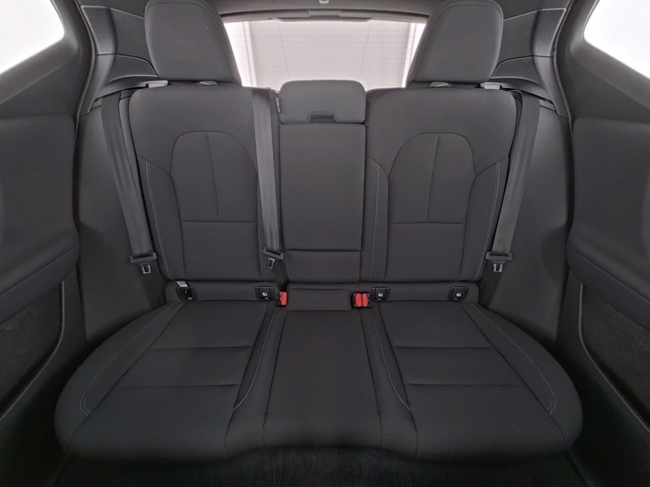 Volvo  XC 40