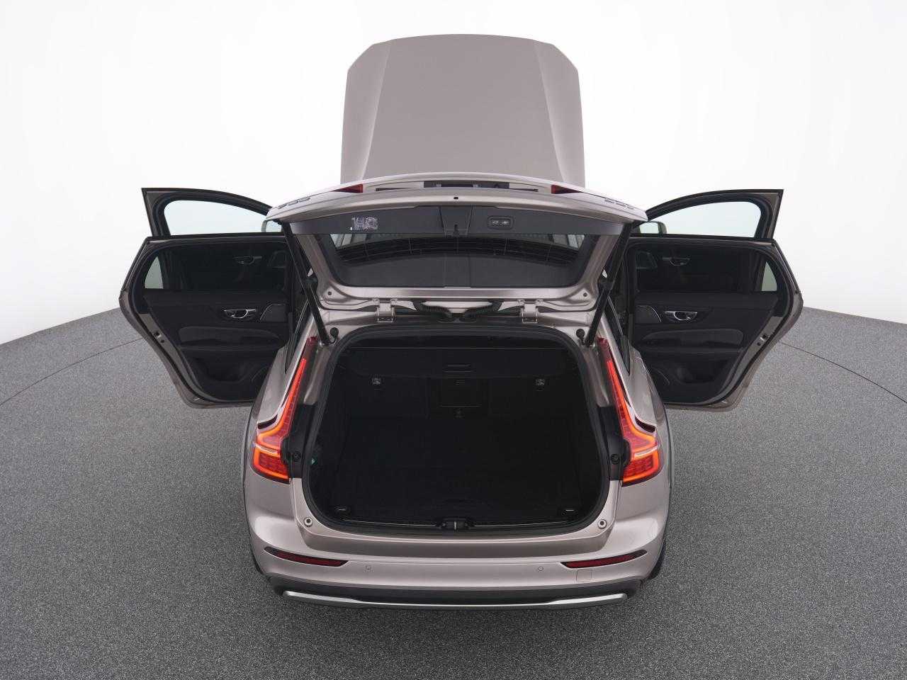 Volvo  CC